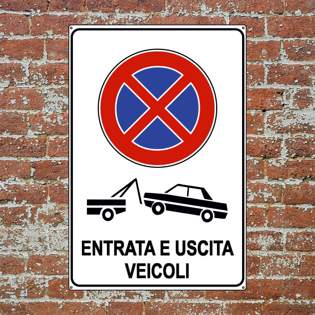 DIVIETO DI FERMATA ENTRATA E USCITA VEICOLI 400x600 mm